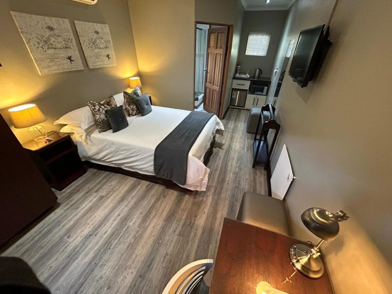 Crisp Guest Rooms Bloemfontein Exterior photo